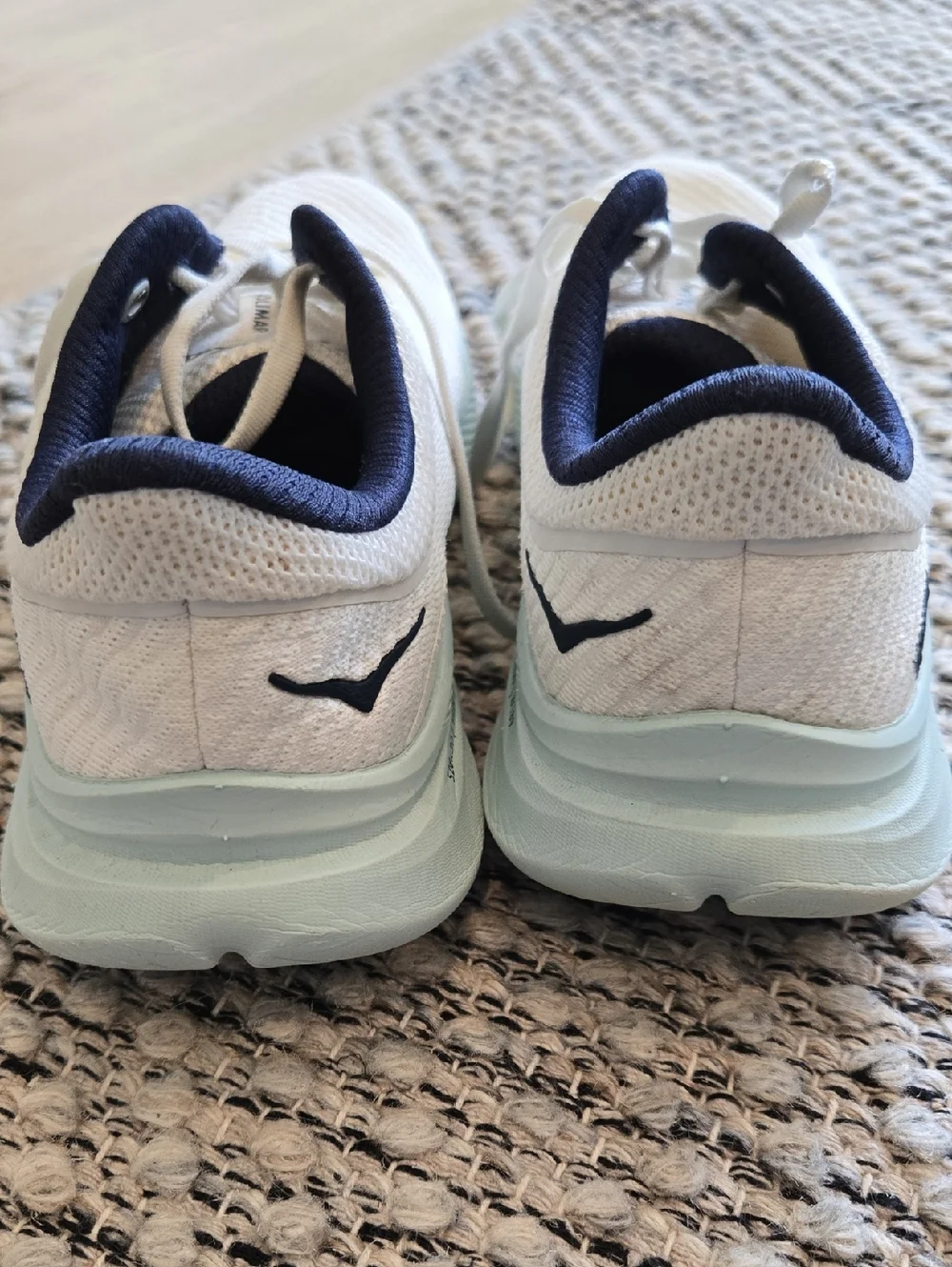 Hoka One One Solimar